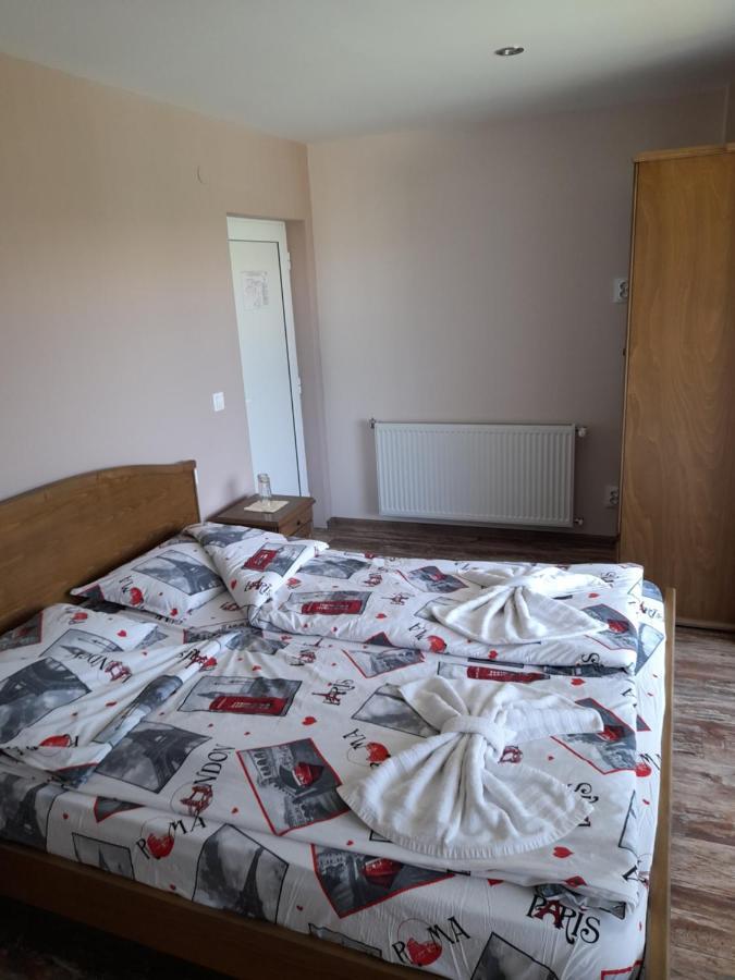 Guest House-Restaurant St. George / Къща За Гости-Ресторант Свети Георги Gabrovo Extérieur photo
