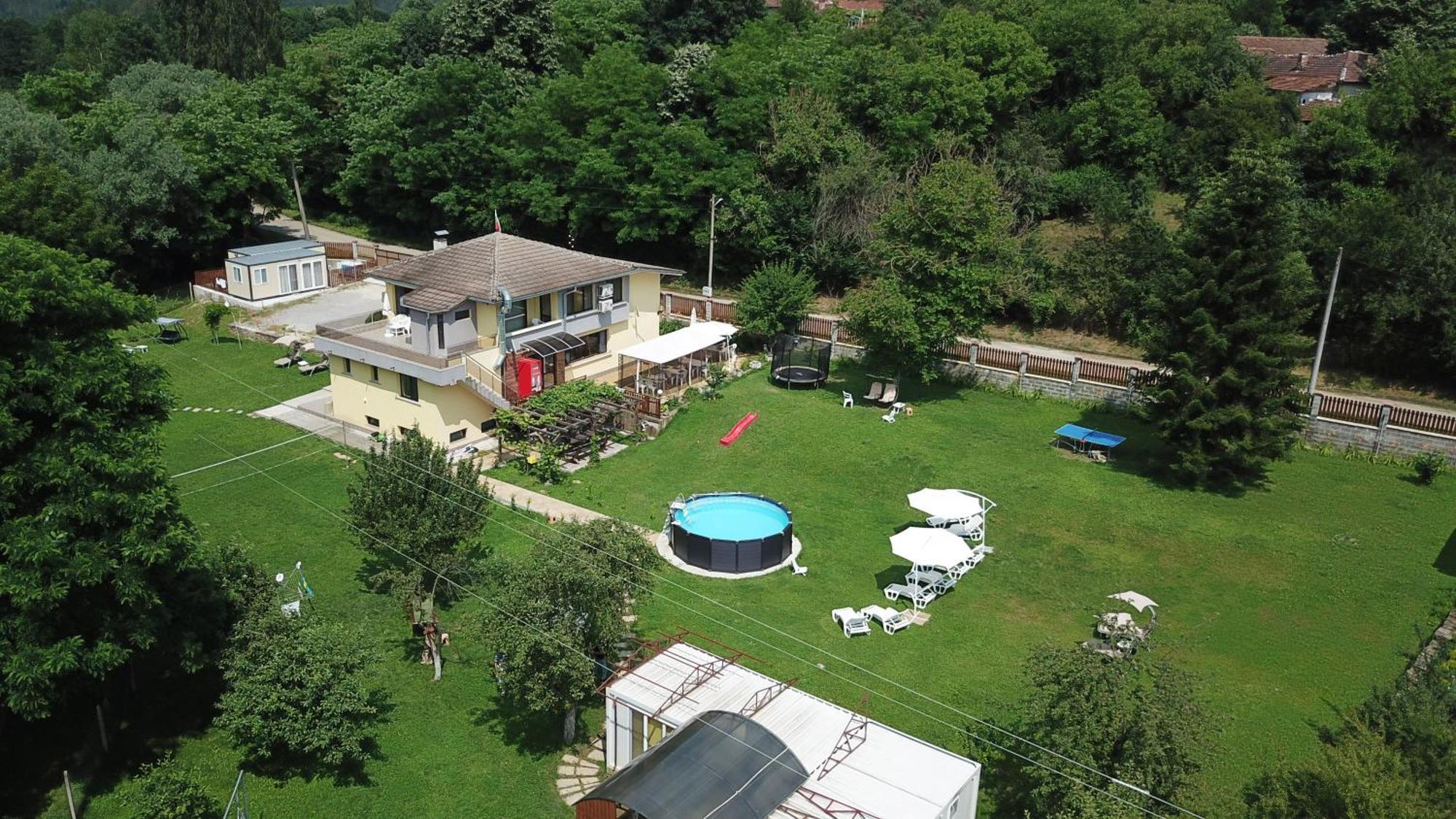 Guest House-Restaurant St. George / Къща За Гости-Ресторант Свети Георги Gabrovo Extérieur photo